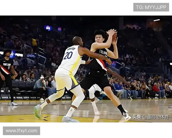 勇士与开拓者激战四月二十日谁能在季后赛中占得先机