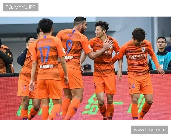 国安与鲁能比赛中发生了什么引发球迷热议和媒体关注