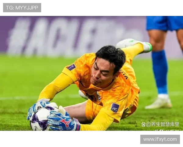 富力与申花激战正酣文字直播带你全程体验精彩瞬间