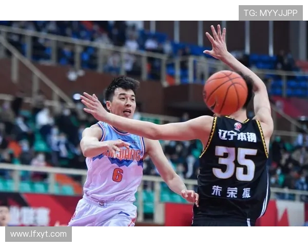 新疆对阵辽宁篮球赛在线直播精彩回放与赛程分析尽在这里 新疆对阵辽宁篮球赛在线直播精彩回放与赛程分析尽在这里