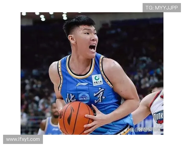 范子铭:从篮球新星到职业生涯的辉煌蜕变之路探索 范子铭:从篮球新星到职业生涯的辉煌蜕变之路探索