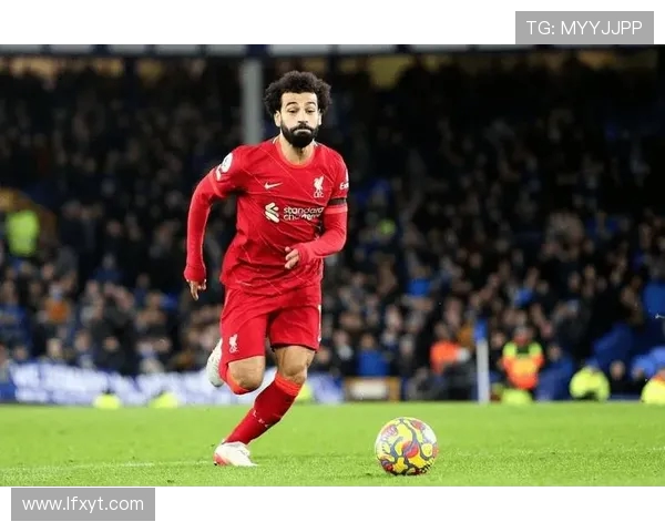 萨拉赫在足球世界的崛起与传奇旅程:从埃及小镇到全球巨星的奋斗史 萨拉赫在足球世界的崛起与传奇旅程:从埃及小镇到全球巨星的奋斗史