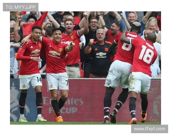 足总杯激战曼联对阵热刺直播全程回顾与精彩瞬间分析