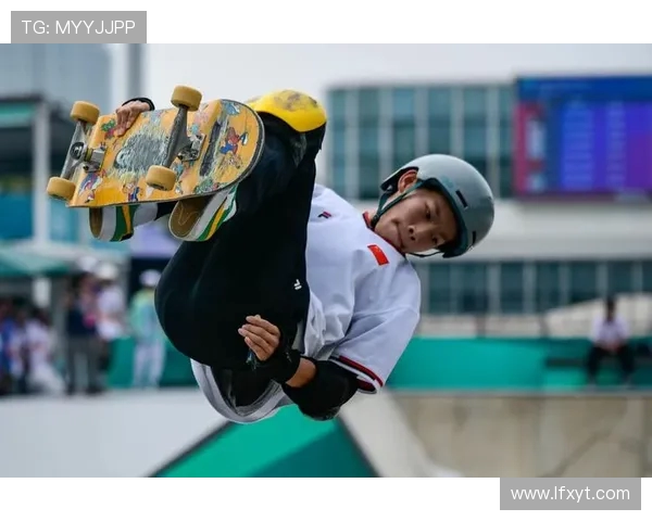 重庆滑板队实力揭秘:滑板巨献带你领略城市青春活力